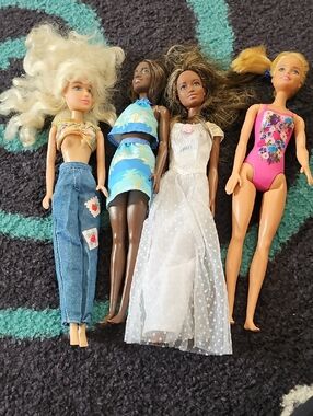 Lot of 4 Fashion Dolls - Blonde, Brunette, Swimsuit & Gown